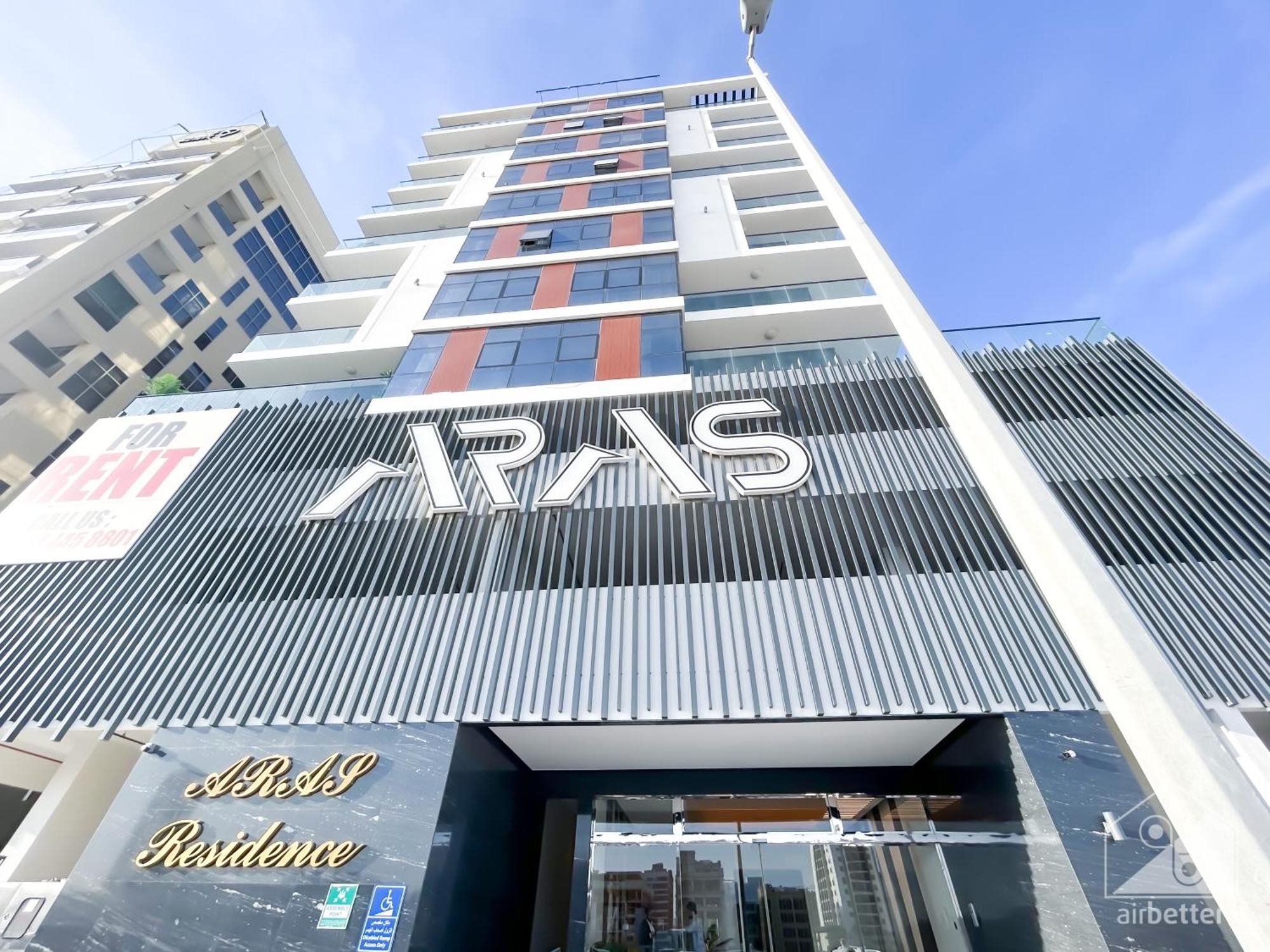 Spacious With Balcony In Al Majan Apartment Dubai
